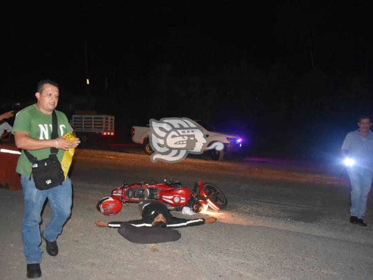 Disparan y asesinan a motociclista sobre la Transístmica en Texistepec 