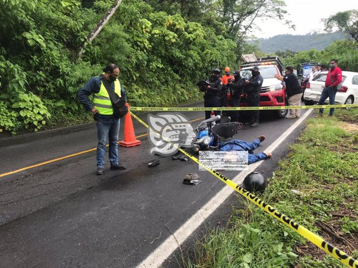 Tras derrapar, fallece motociclista sobre la Orizaba-Córdoba