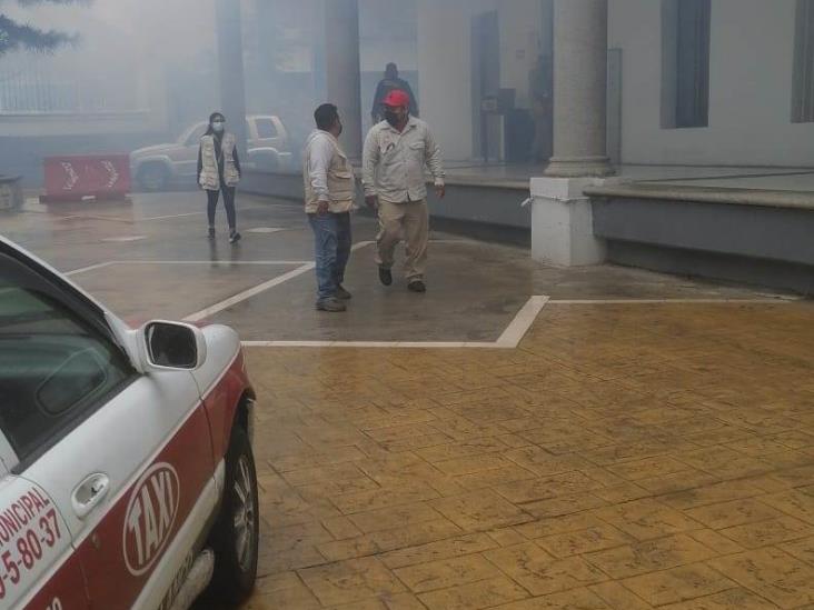 Fumigan palacio municipal y lugares turísticos de Nogales