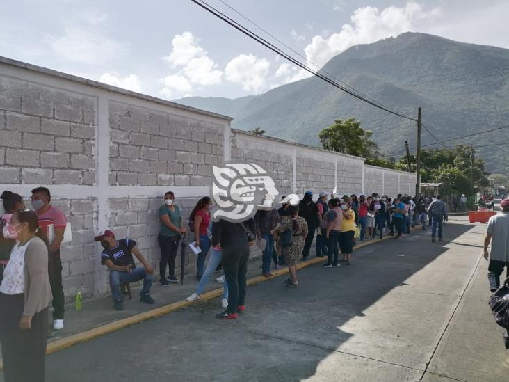 Inicia vacunación a sector de 30 a 39 en Nogales, Mendoza, Coscomatepec y M. Escobedo