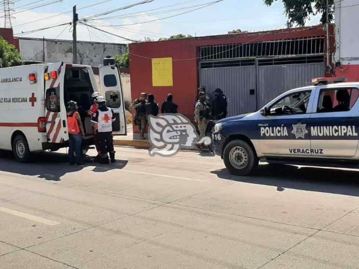Atrapan y someten a hombre que intentaba robar una motocicleta en Veracruz