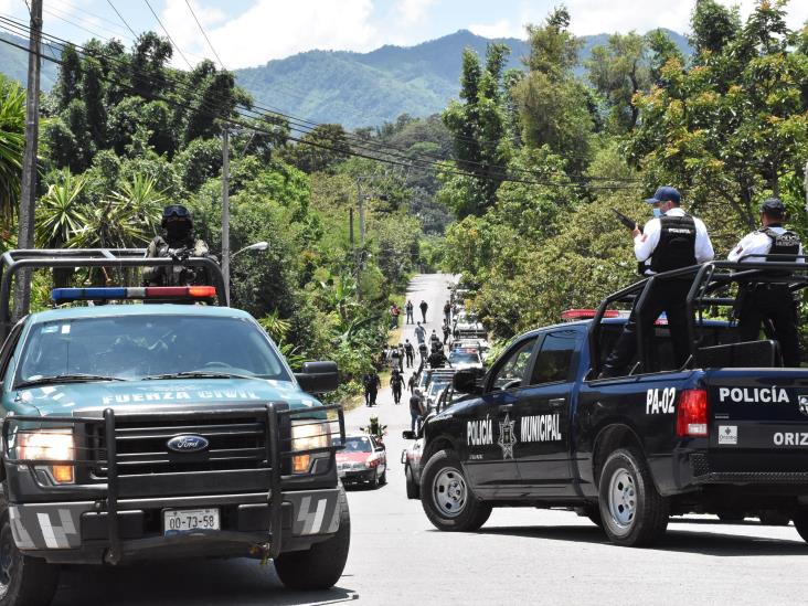 Reportan enfrentamiento armado en Ixtac; cuatro muertos y un policía herido