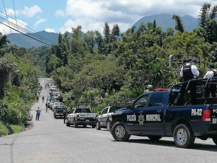 Reportan enfrentamiento armado en Ixtac; cuatro muertos y un policía herido