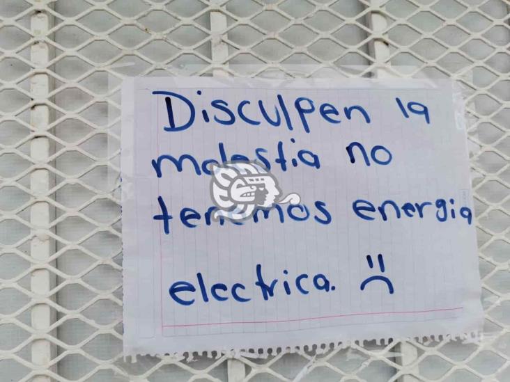 Sin agua, luz y sin servicio de telefonía en Nanchital