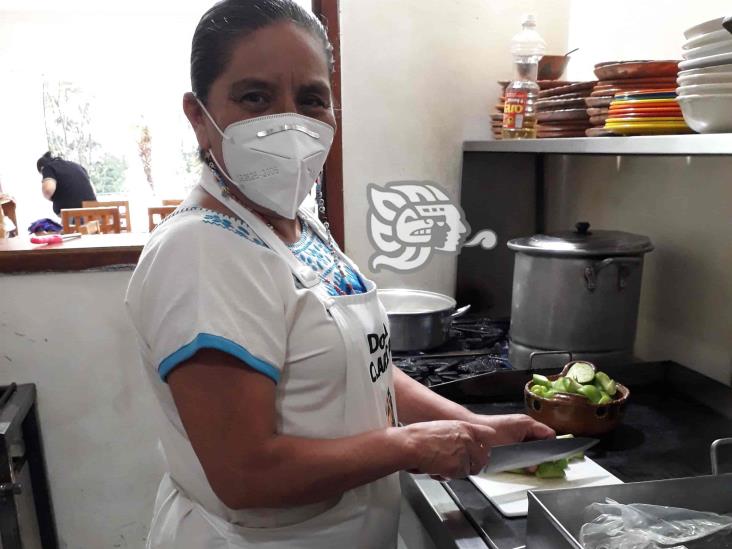 ¡Toda una MasterChef! Doña Clarita, ícono de la gastronomía xalapeña