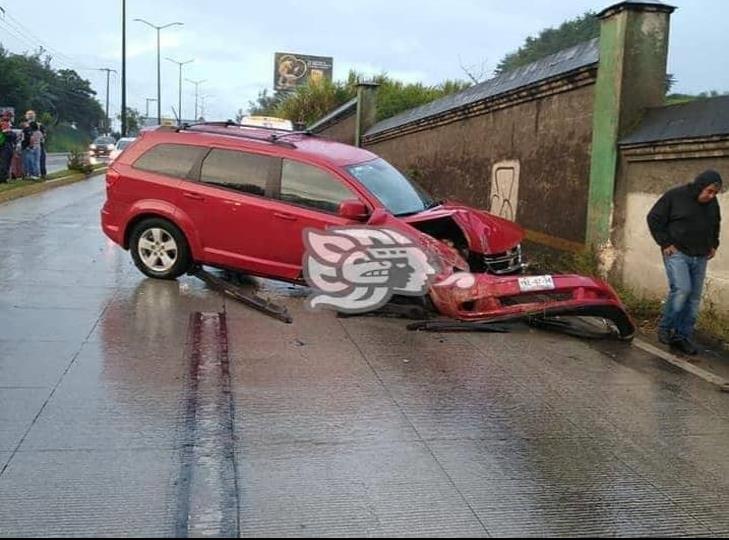 Fuerte accidente en la carretera Coatepec- Xalapa
