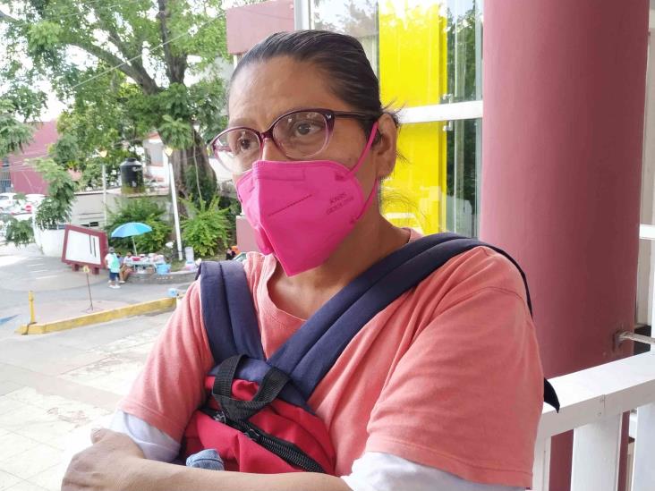 Mujer acusa presunta negligencia médica en IMSS de Poza Rica