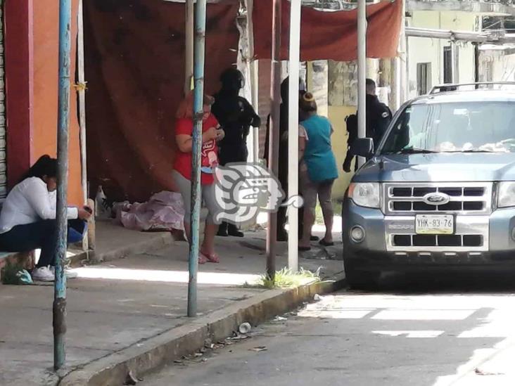 Ejecutan a prestamista colombiano en Coatza; posible ajuste de cuentas