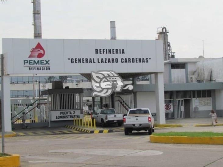 Paralizada la Refinería de Minatitlán; prohíben dobletes y repartos