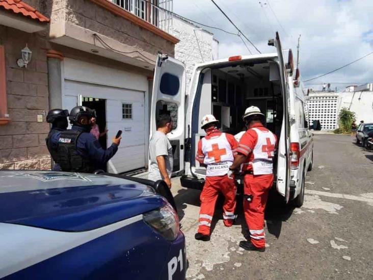 Joven obrero pierde la vida tras recibir descarga eléctrica en calles de Veracruz