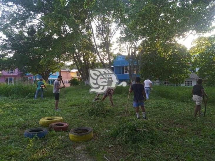 Se unen para realizar faena en parque de la Guadalupe Tepeyac 