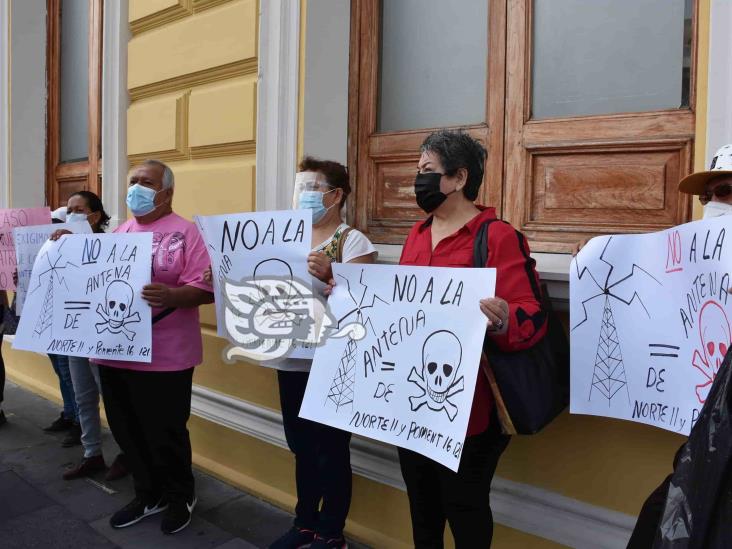 Siguen protestas contra antenas de telefonía en Orizaba