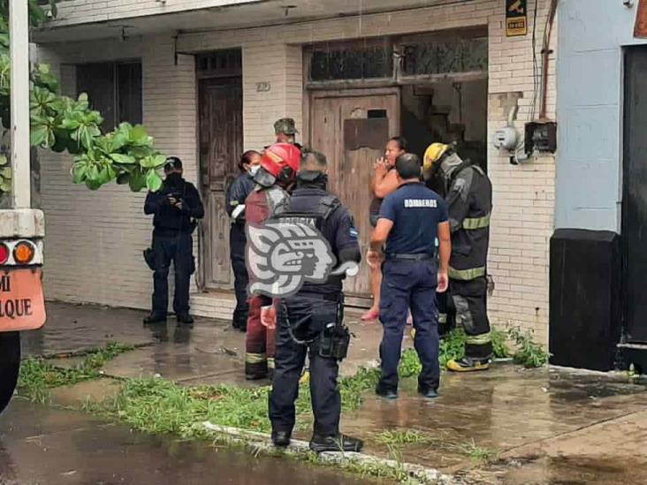 Se registra incendio al interior de casa abandonada en Veracruz