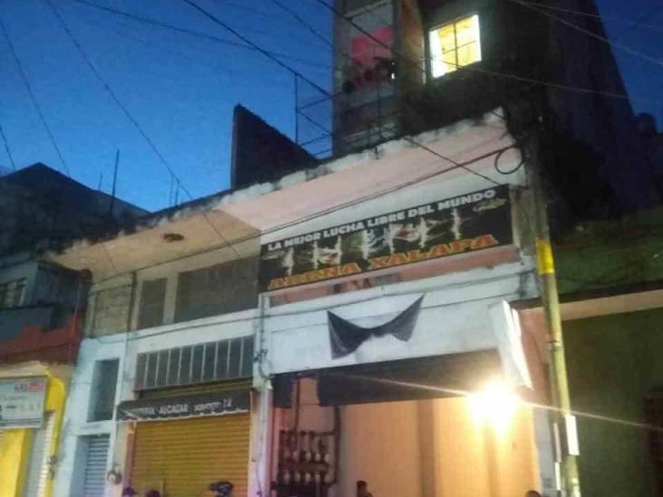 Hallan cuerpo de adulto mayor dentro de departamento en calle Sayago de Xalapa