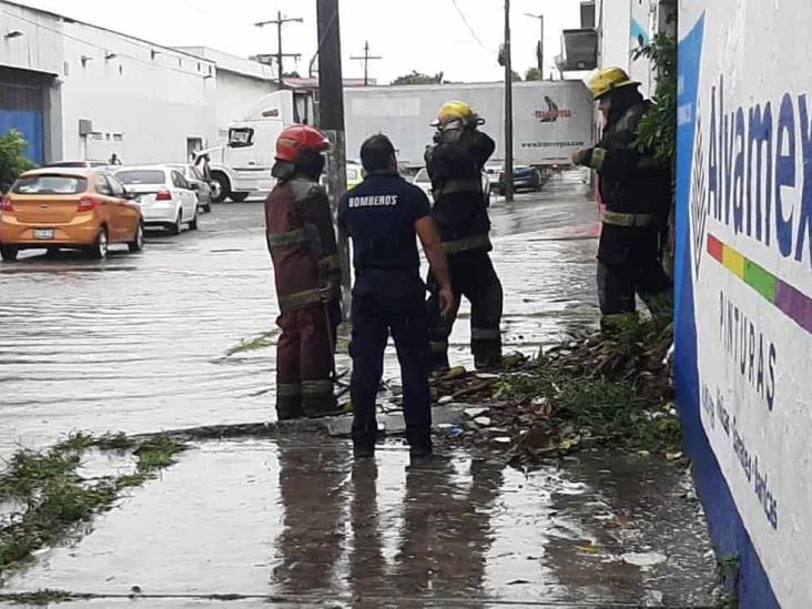 Se registra incendio al interior de casa abandonada en Veracruz