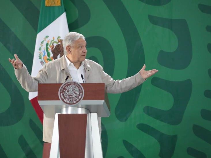 En Veracruz habrá regreso a clases, estamos atendiendo las escuelas afectadas: AMLO