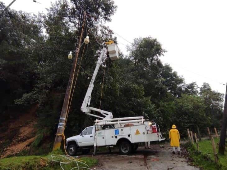 Restablece CFE servicio en Veracruz; Sedena y Marina entregan apoyos