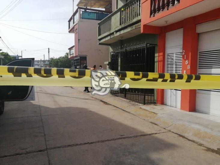 Hallan a persona sin vida dentro de vivienda en Coatzacoalcos