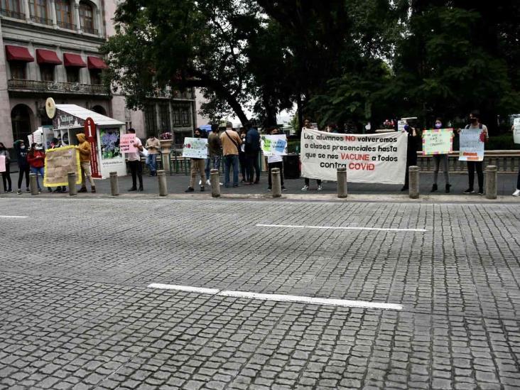 FNERRR no volverá a clases presenciales; exigen vacunación para todos los estudiantes