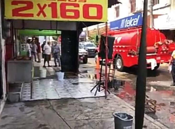 En Veracruz, se registra incendio en zona de mercados