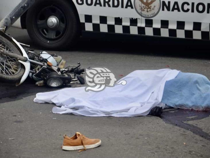 Motociclista es aplastado por camión de carga en Zona Industrial de Veracruz