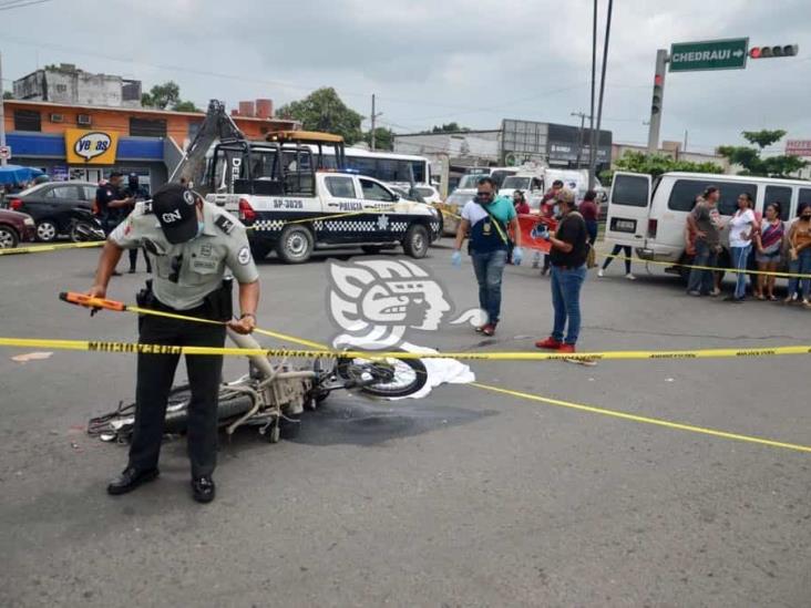 Motociclista es aplastado por camión de carga en Zona Industrial de Veracruz