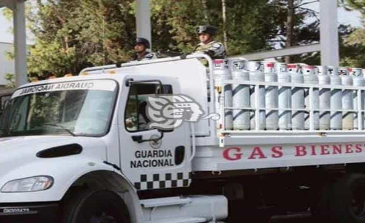 Amas de casa de Coatzacoalcos esperan llegada del Gas Bienestar