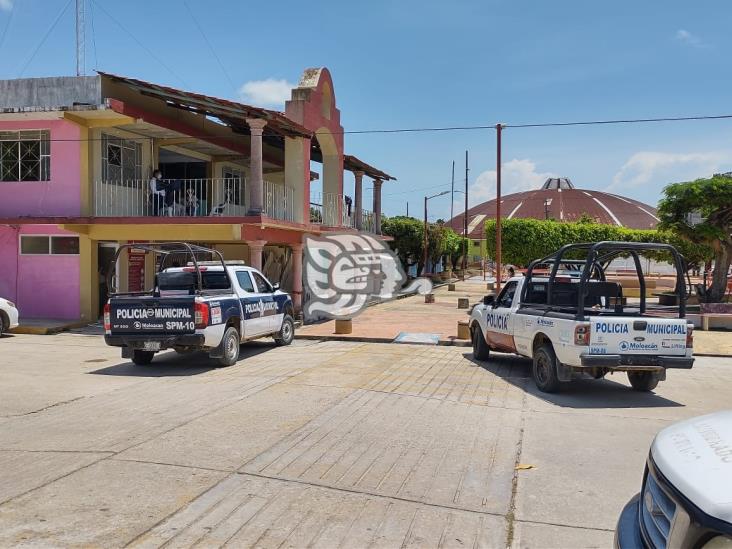 Par de hermanos se trenzan a golpes y terminan tras las rejas