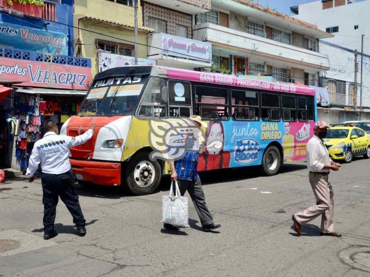 Urbano atropella a peatón en el centro de Veracruz