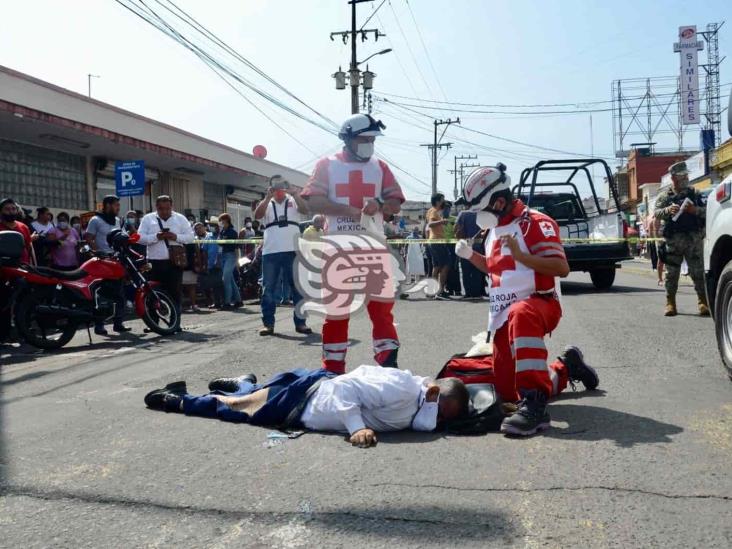 Urbano atropella a peatón en el centro de Veracruz