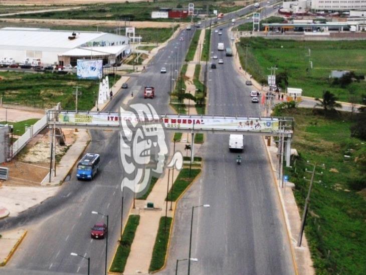 Grupo armado roba autobús de pasajeros a pleno servicio en Coatzacoalcos