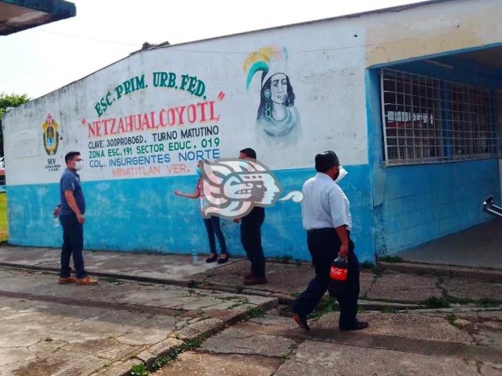 Urgen atender suministro de agua y luz en 7 primarias de Minatitlán