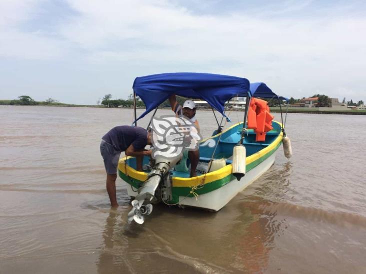 Pandemia mantiene en crisis a lancheros de Boca del Río