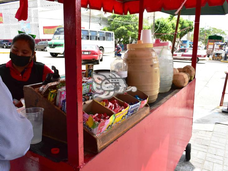 No repuntan las ventas para dulceros en el centro de Coatzacoalcos
