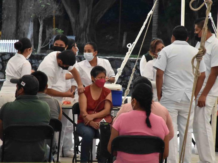 Gran participación, en aplicación de segundas dosis anticovid en Nogales