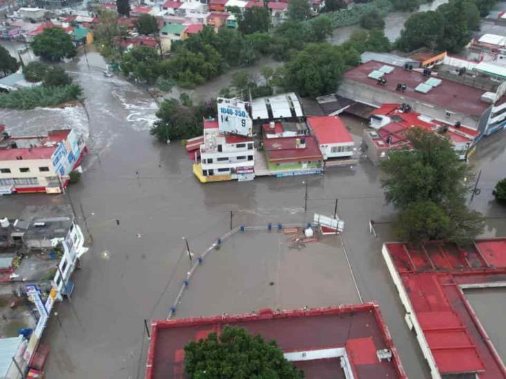 Suman 17 muertos en Tula por falta de oxígeno durante inundación