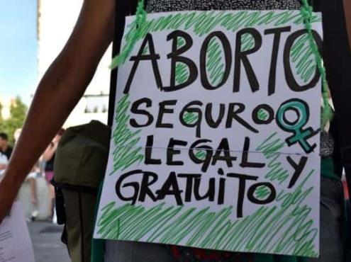 Despenalizar el aborto en México es una decisión que se debe respetar: AMLO