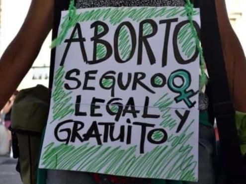 SCJN pide adecuar leyes estatales para no criminalizar interrupción del embarazo