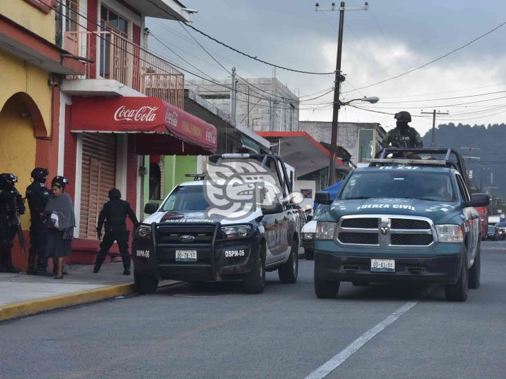 Movilización por hallazgo de mujer muerta en Escobedo; presuntamente se suicidó