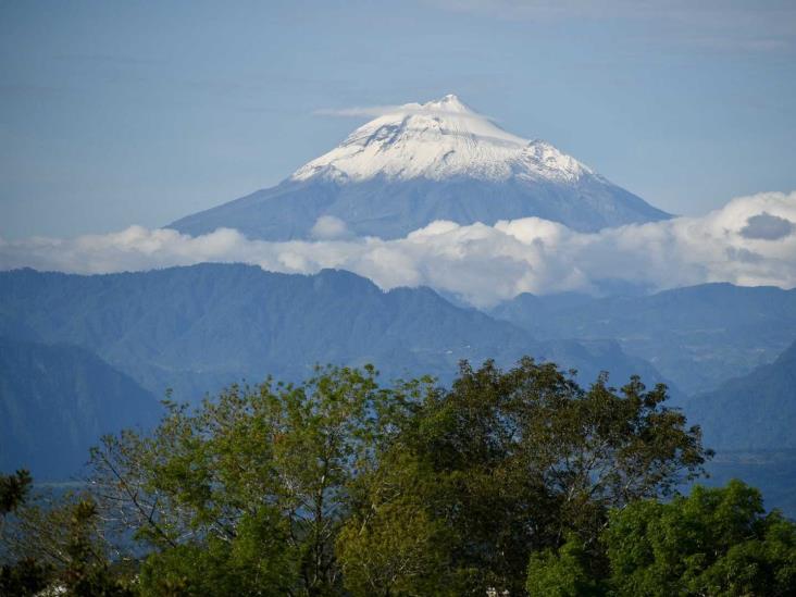 Paso de alpinistas por el Pico de Orizaba impacta negativamente al volcán