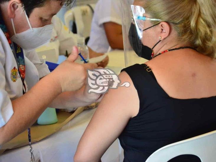 ¿Ya te vacunaste?: Vacuna contra COVID reduce riesgo de hospitalización