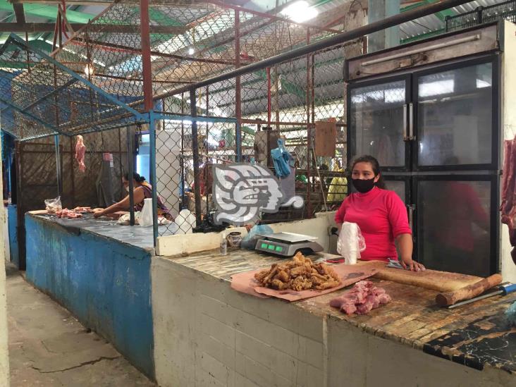 Fiestas patrias incrementan venta de carne de cerdo en Agua Dulce