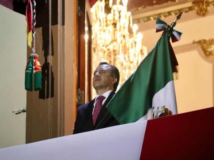 ‘Vivan los héroes que nos dieron patria’; Cuitláhuac da su  3er grito de Independencia