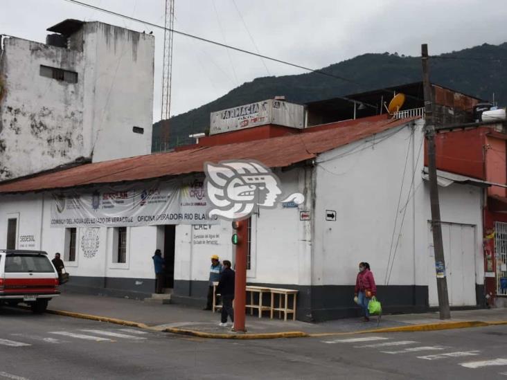 Pese a programa de apoyo, morosos no pagan adeudos a CAEV en Río Blanco