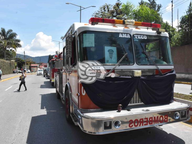 Despiden a fundador de Bomberos de Nogales, fallecido por covid