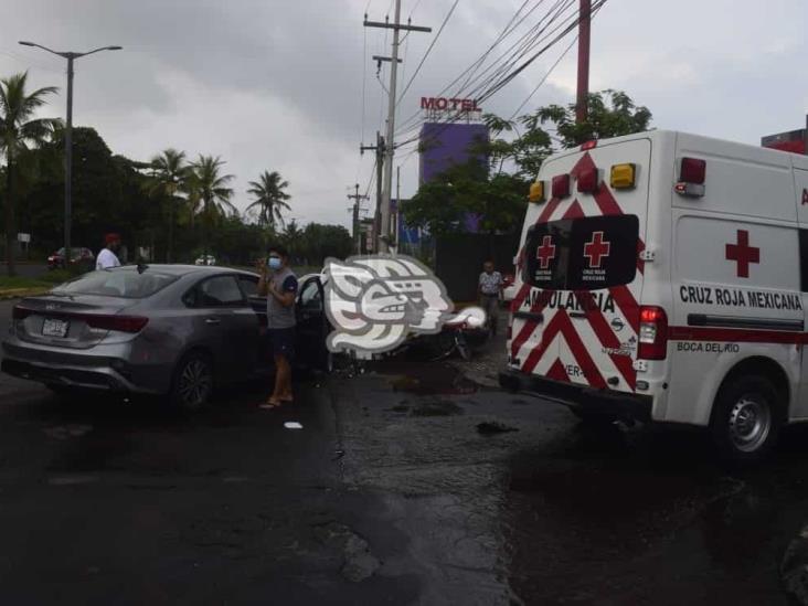 Percance automovilístico deja una persona lesionada en colonia Rébsamen