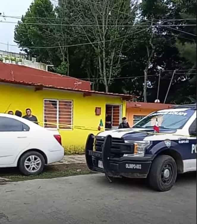 Hallan cuerpo de hombre que se ahorcó dentro de su domicilio en Xalapa