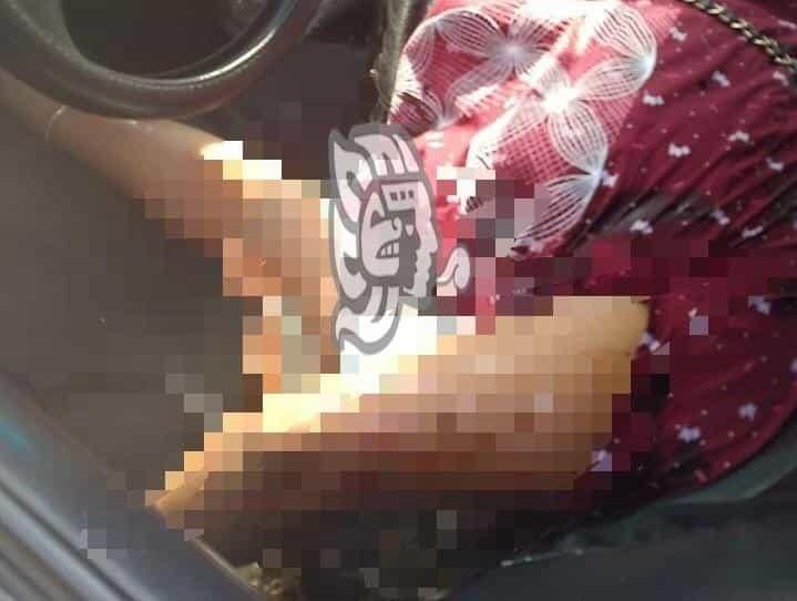 Asesinan en un taxi a la viuda de El Macuarro en Jáltipan