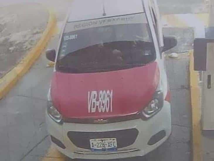 Captan a taxista robando tapones de coche en plaza de Boca del Río