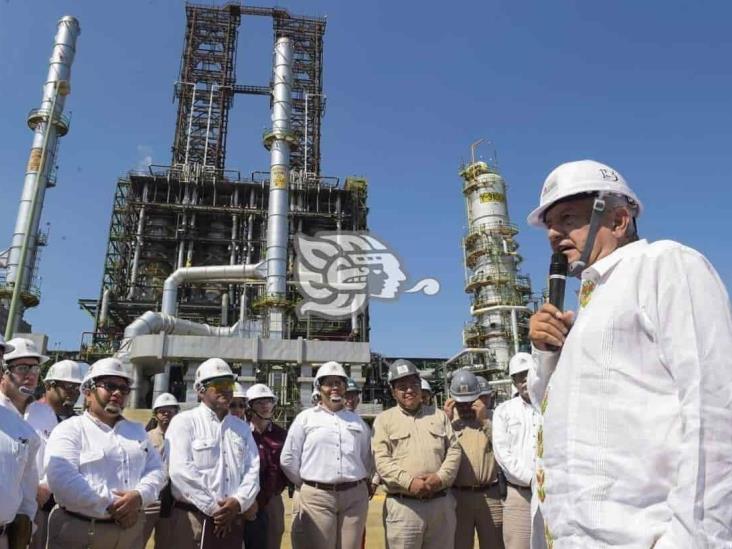 AMLO supervisará este fin de semana la refinería de Minatitlán